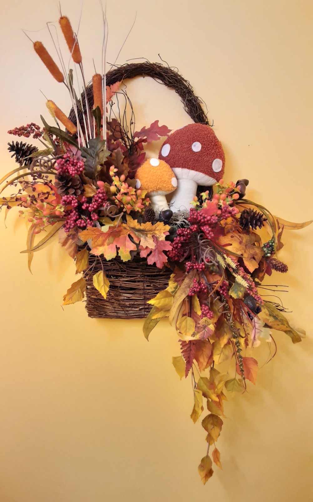 Fall Door Decor Autumn Mushroom Basket Woodsy Wreath Wall Hanging Thanksgiving