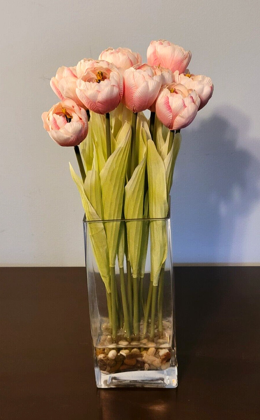 Artificial 17″ Pink Tulips Floral Arrangement in Glass Vase (NWOT) PSJ