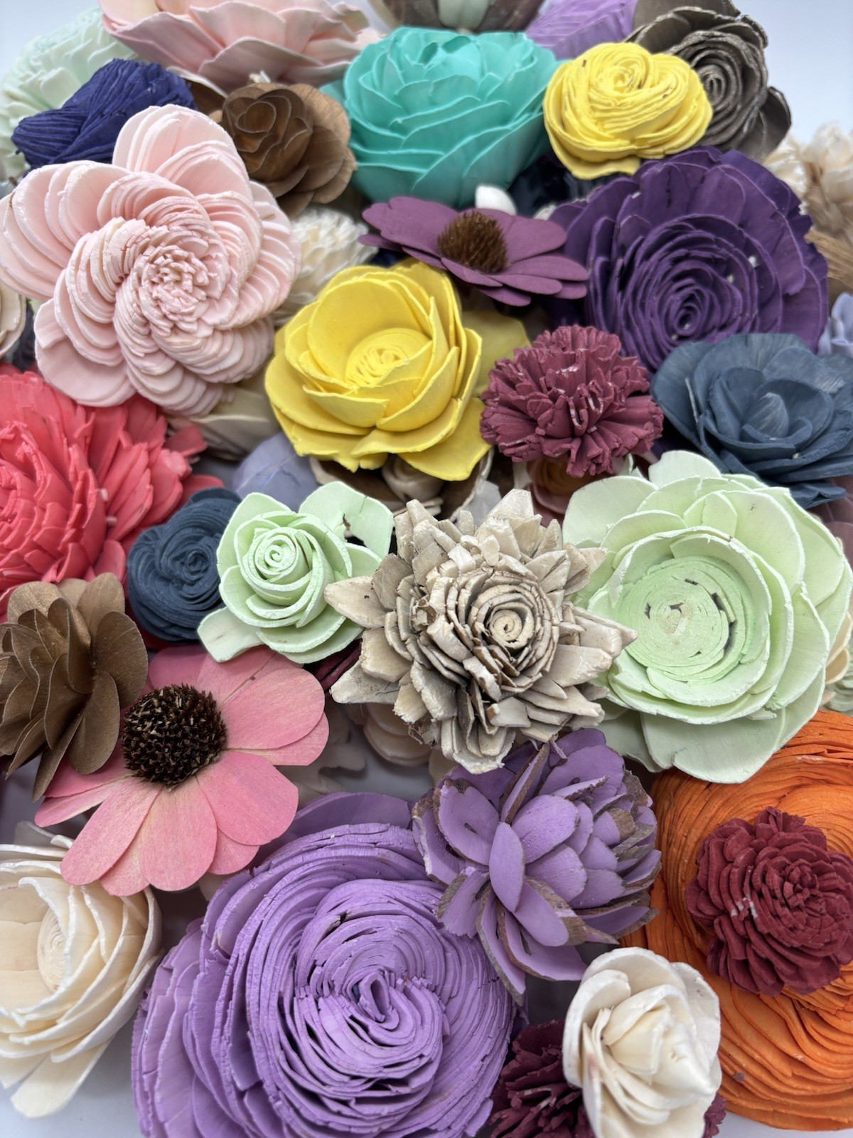 100 Sola Wood Flowers Multiple Colors Sizes Shapes Styles 1 1/4” – 4” Loose Lot