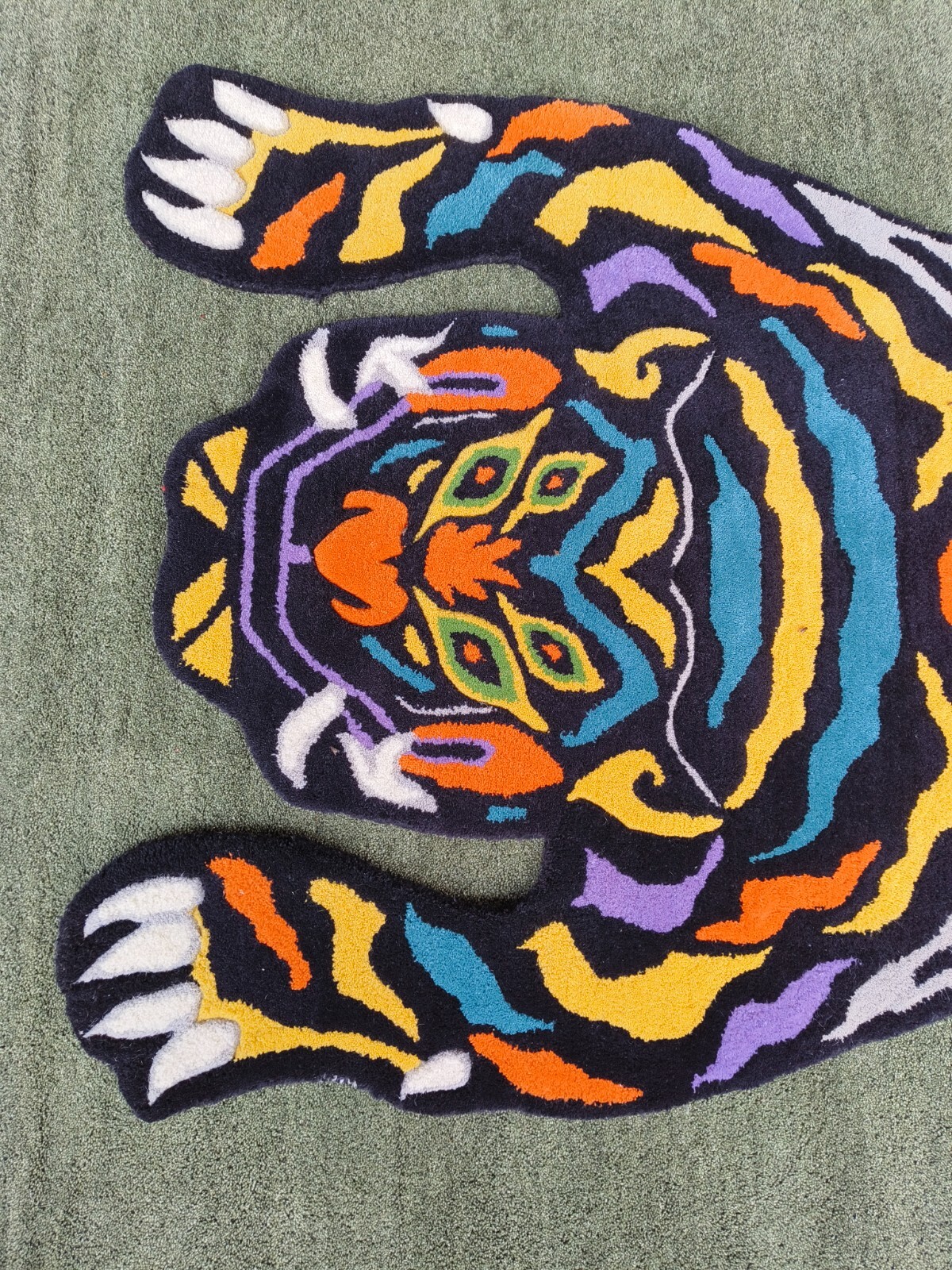 Tibetan Tiger Rugs 3×5 Feet Handmade 100% Woolen Hand Tufted For Home Decoration