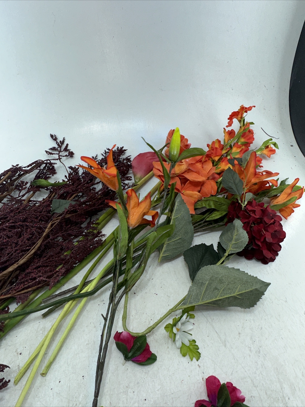 Artificial Flowers Mixed Lot Foliage Leaves Flowers Decor Wedding Party Holiday
