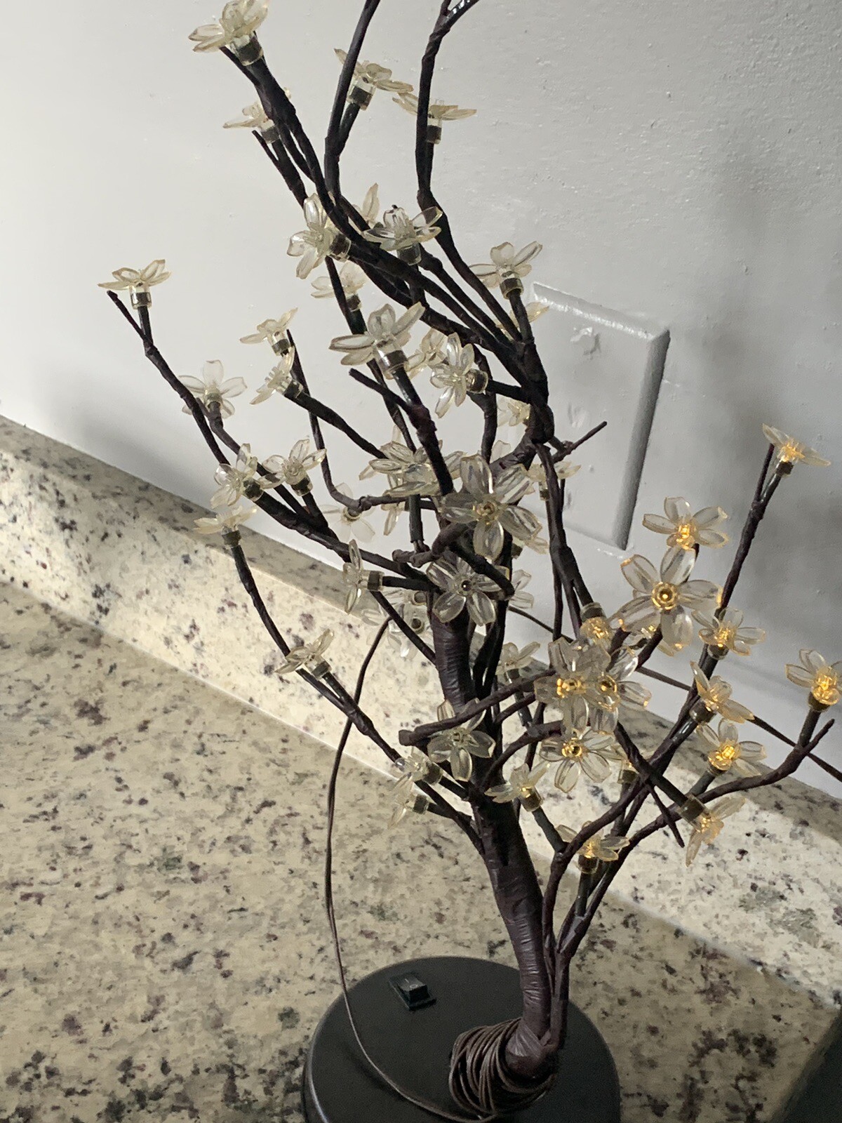 Bonsai Tree Light Artificial Led Flower Cherry Blossom Adjustable Branches 20″