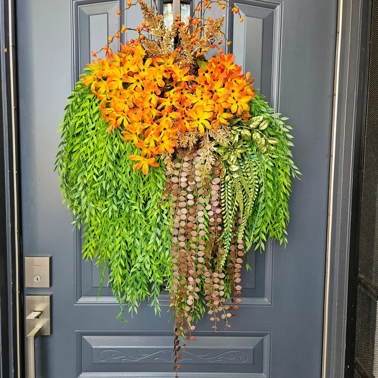 wreaths for front door. Glam, minimal modern for all seasons, hefty.