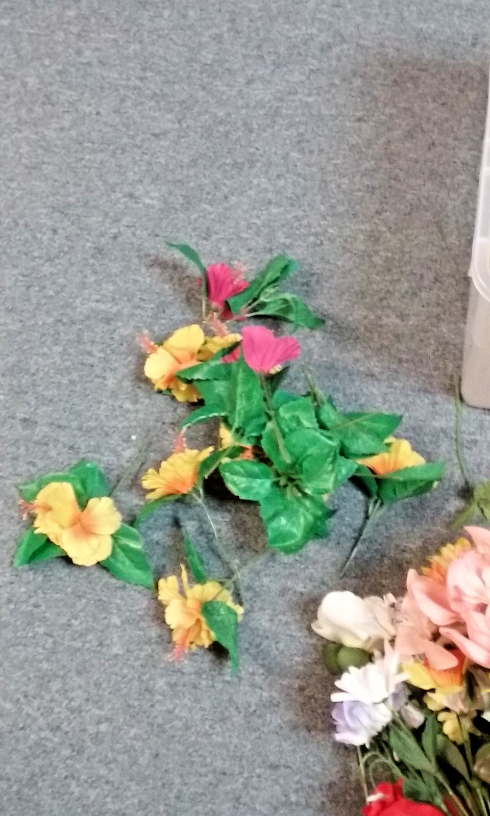 Artificial Flowers Group Realistic Fake Colorful Summer Flowers with Stems NWT