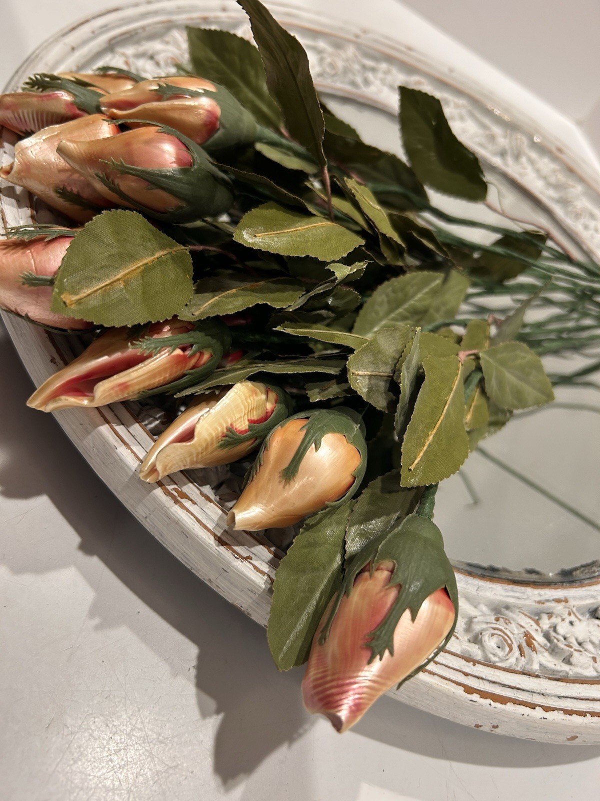 Handmade Hand Painted Long Stem Sea Shell Rose Buds Realistic Bouquet 12