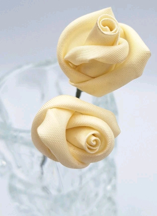 VTG Handmade Satin Ribbon Artificial Rose Bud Flexible Stem Butter Yellow *2Pcs