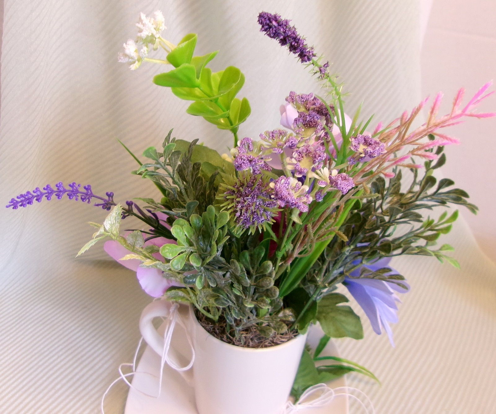Floral Arrangement Lavender Purple Mix Silk Artificial Mug Plate Decoration New
