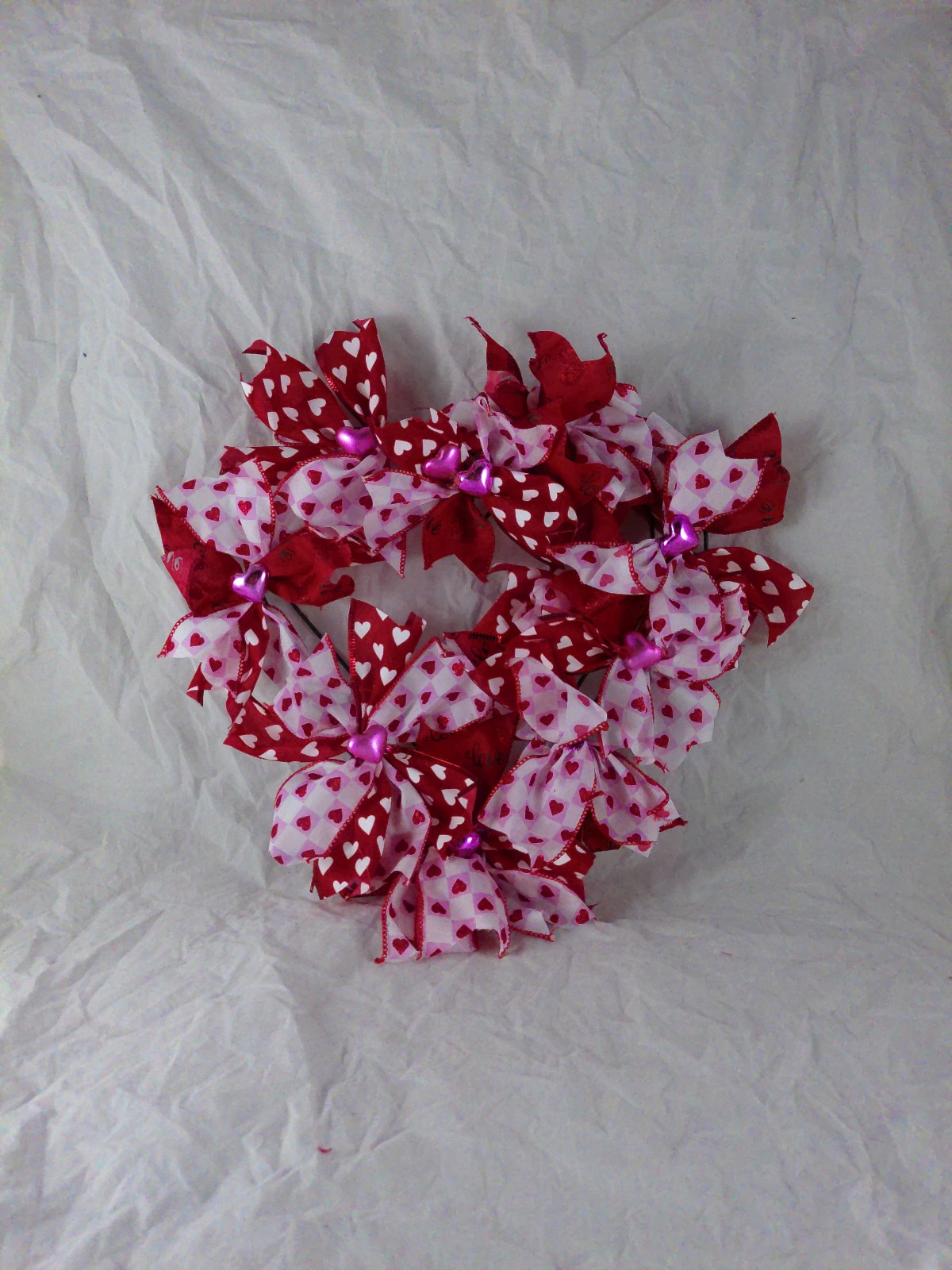 Pretty Red and White Pink Hearts Valentine Ribbon Wreath