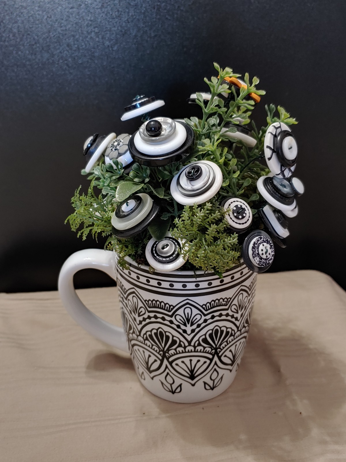 Button Bouquet in black and white floral/fleur di lis pattern mug. pop of yellow
