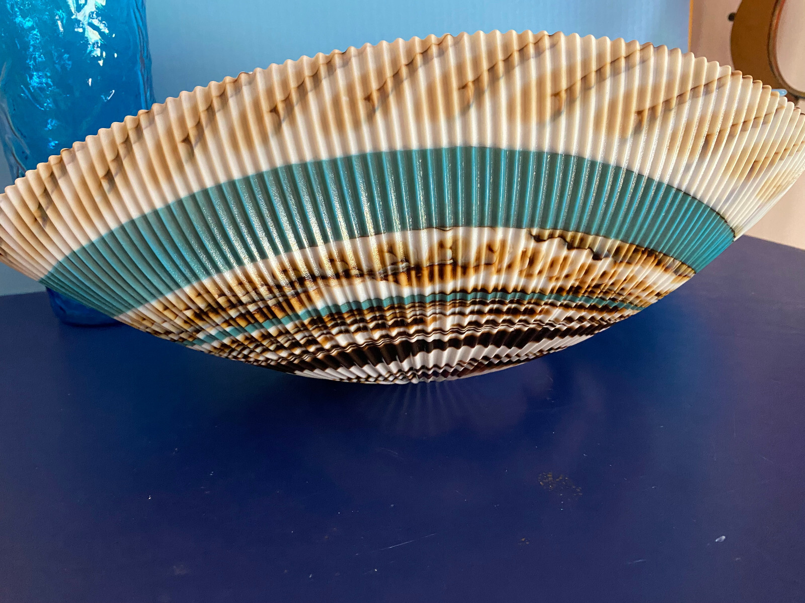 Native Trails Murand Glass Vessel Shell Large 16″ Long And 7 1/2″ Wide 7″ Tall