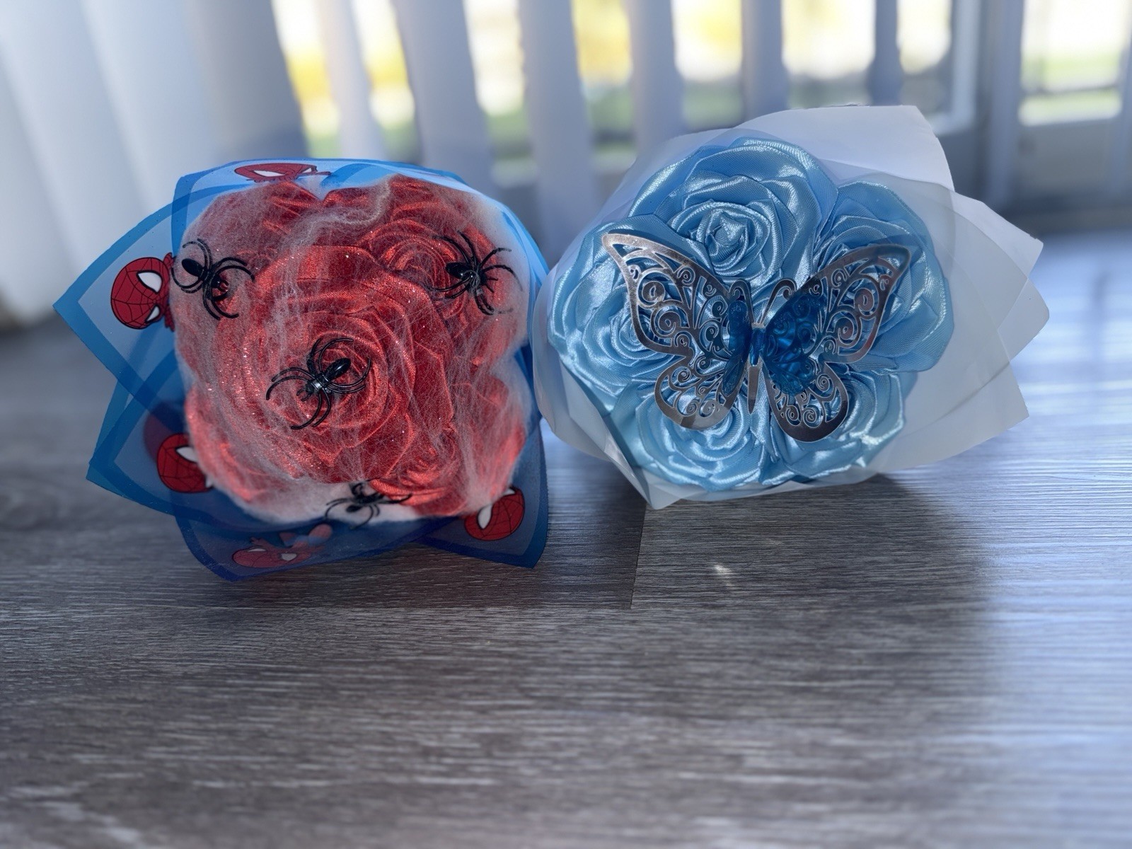 Custom Handmade Spiderman 5ct Rose Bouquet Artificial Flowers