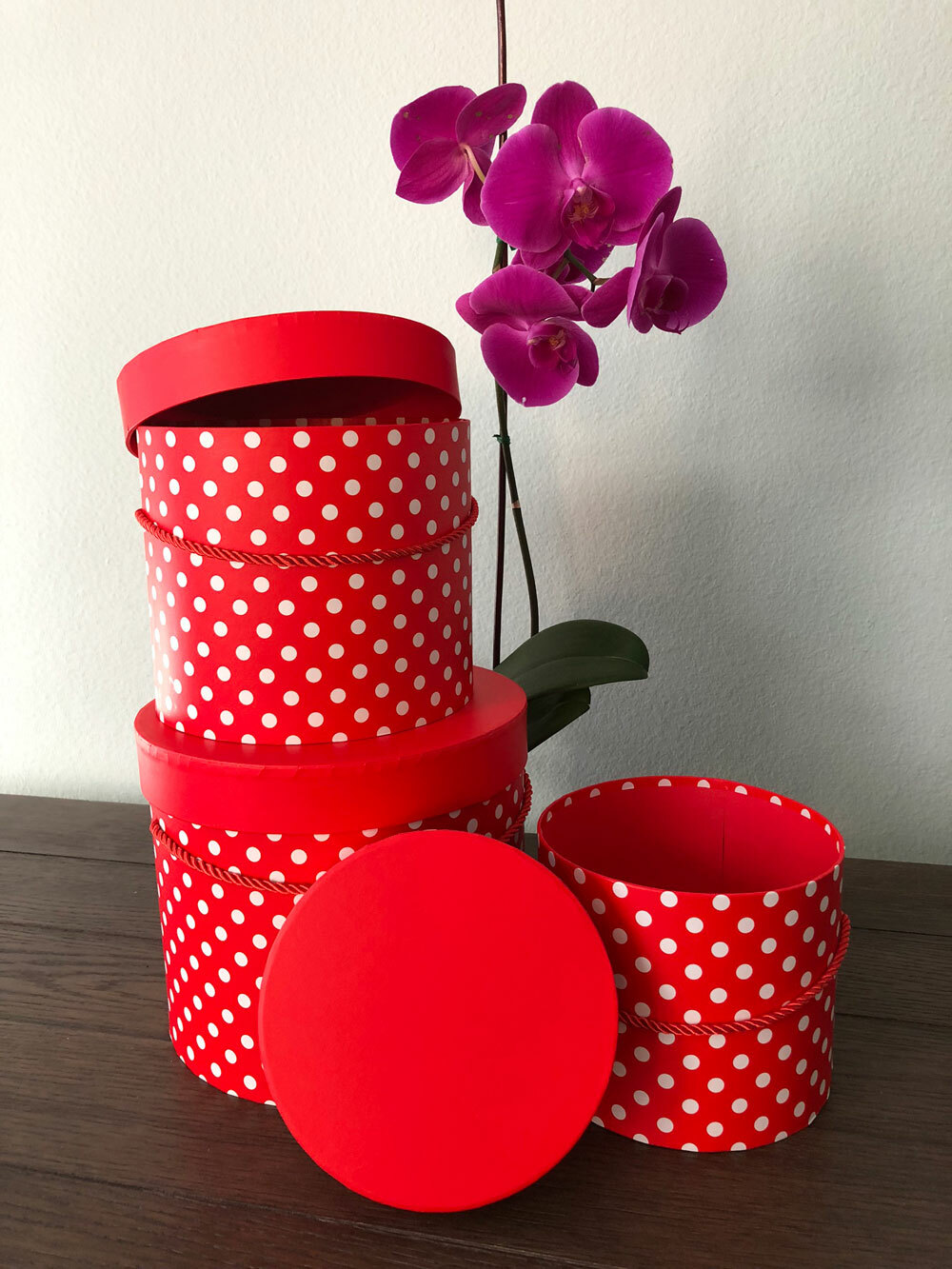 Premium Quality Round Flower Box, Floral Gift Box, Set of 3 pcs, with Lids