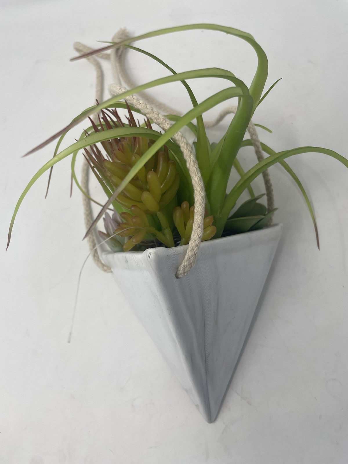 New Hanging Faux Succulent Arrangement Marble Triangle Planter Wall Decor