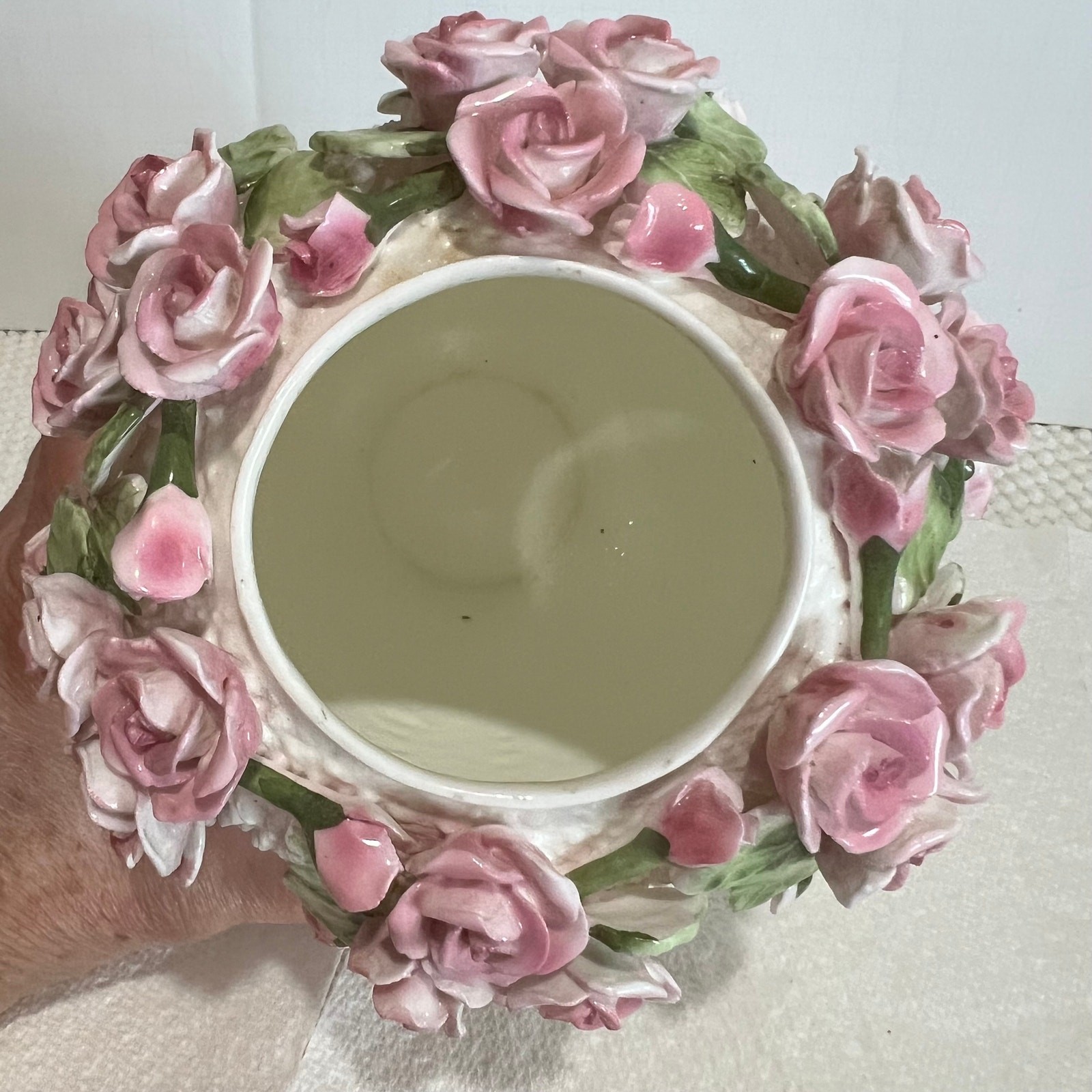 Vtg Jolie Fleurs Bone China Vase By Seymour Mann Sculptured Pink Roses 8-1/2″ T