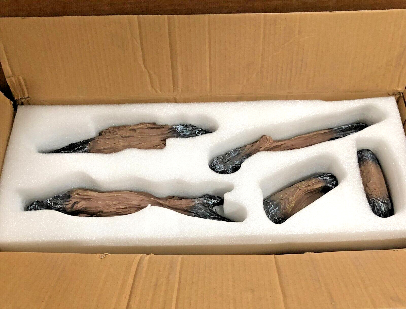 (5 PCS) LOGS WOODEN RESIN LOG DECORATION, NEW!!!