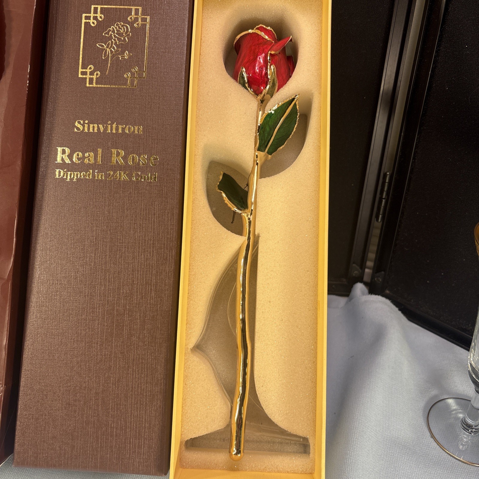 Sinvitron Gold Dipped Rose 24K Real Rose Long Stem Gold Plated Rose w/ Stand