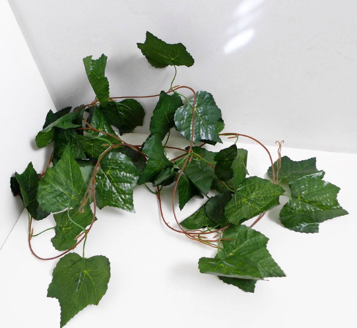4 Pcs (85″ Each) Artificial Plants Ivy Grape Leaves Vine Hanging Decoration(V12)
