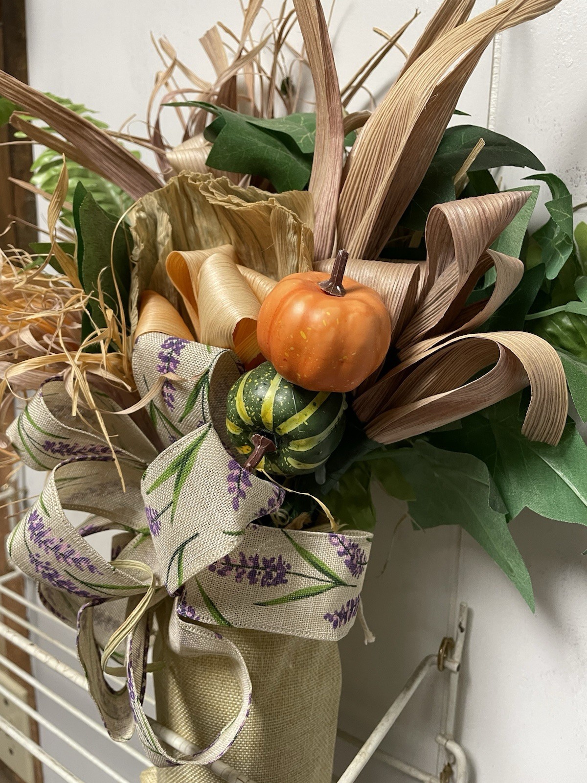 Corn Hucks Flower Arrangements Each Flower Handmade In A Pint Vase With Cover