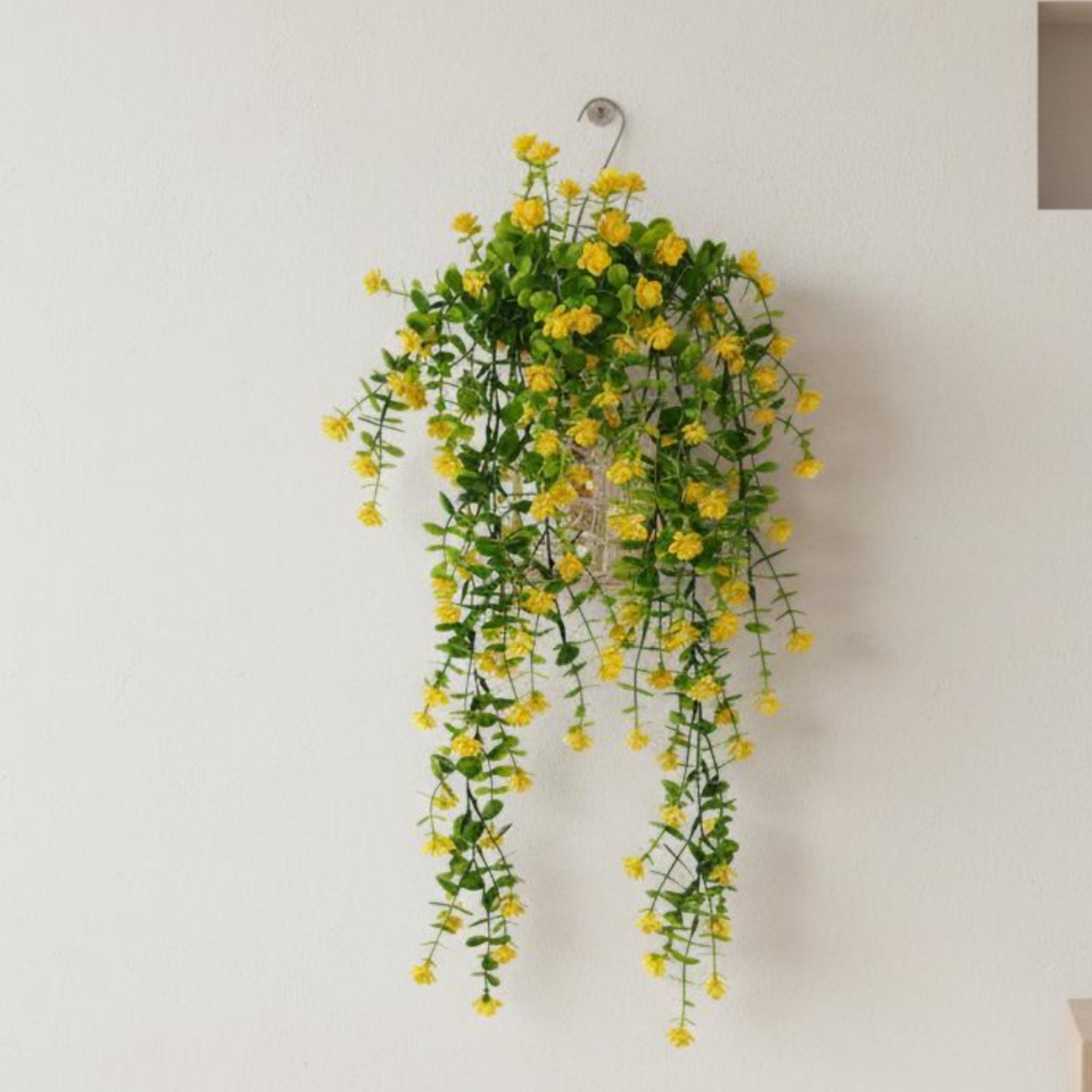 Hanging Flower Trailing Greenery Realistic Appearance Artificial Eucalyptus