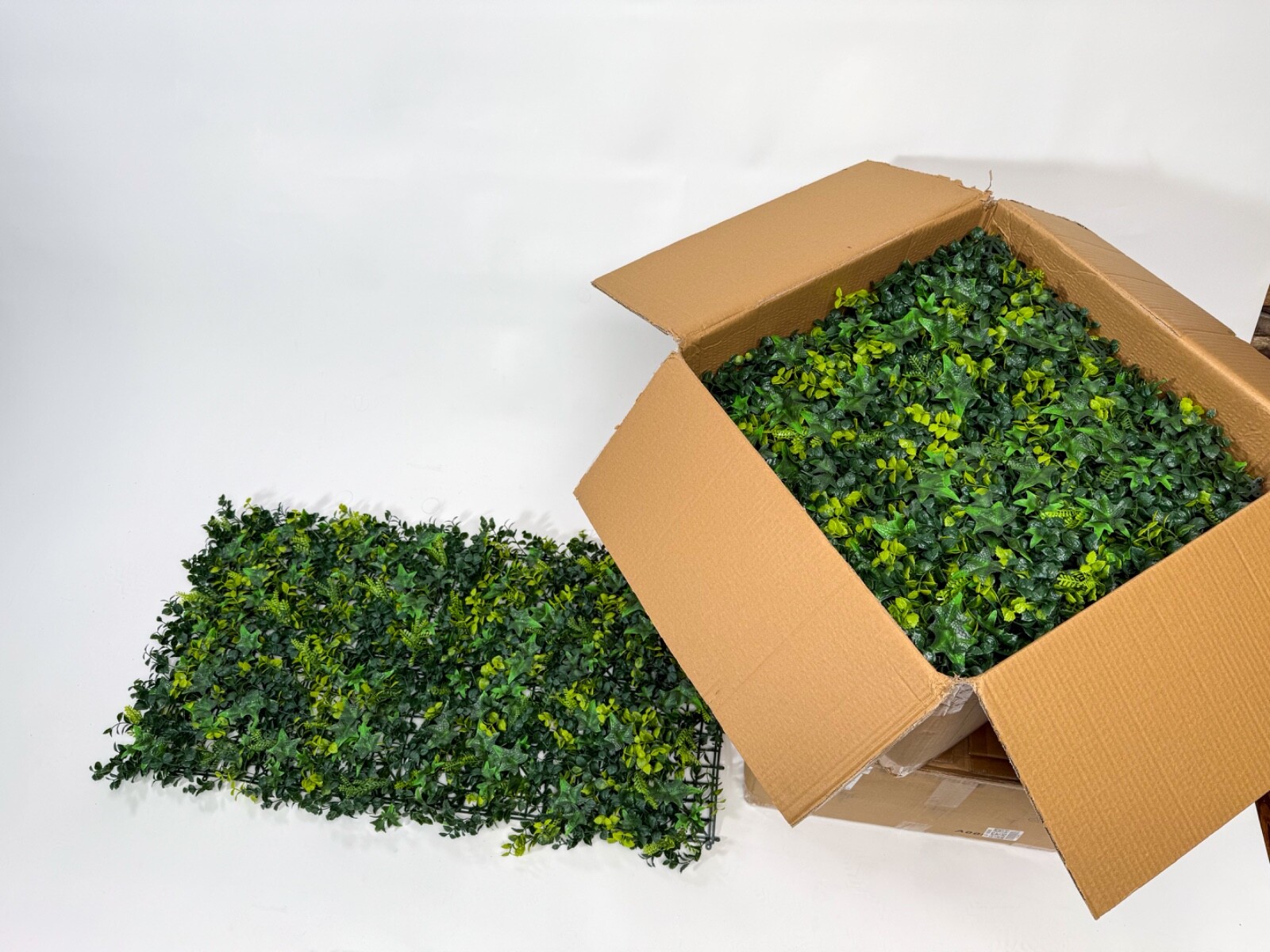 Artificial Grass Wall, 12pcs 20″x20″ Faux Greenery Foliage Panel Outdoor Wedding