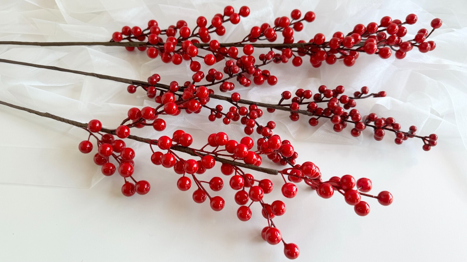 Christmas Red Berry Stems Xmas Decoration Faux Silk Red Berries Festive Florals