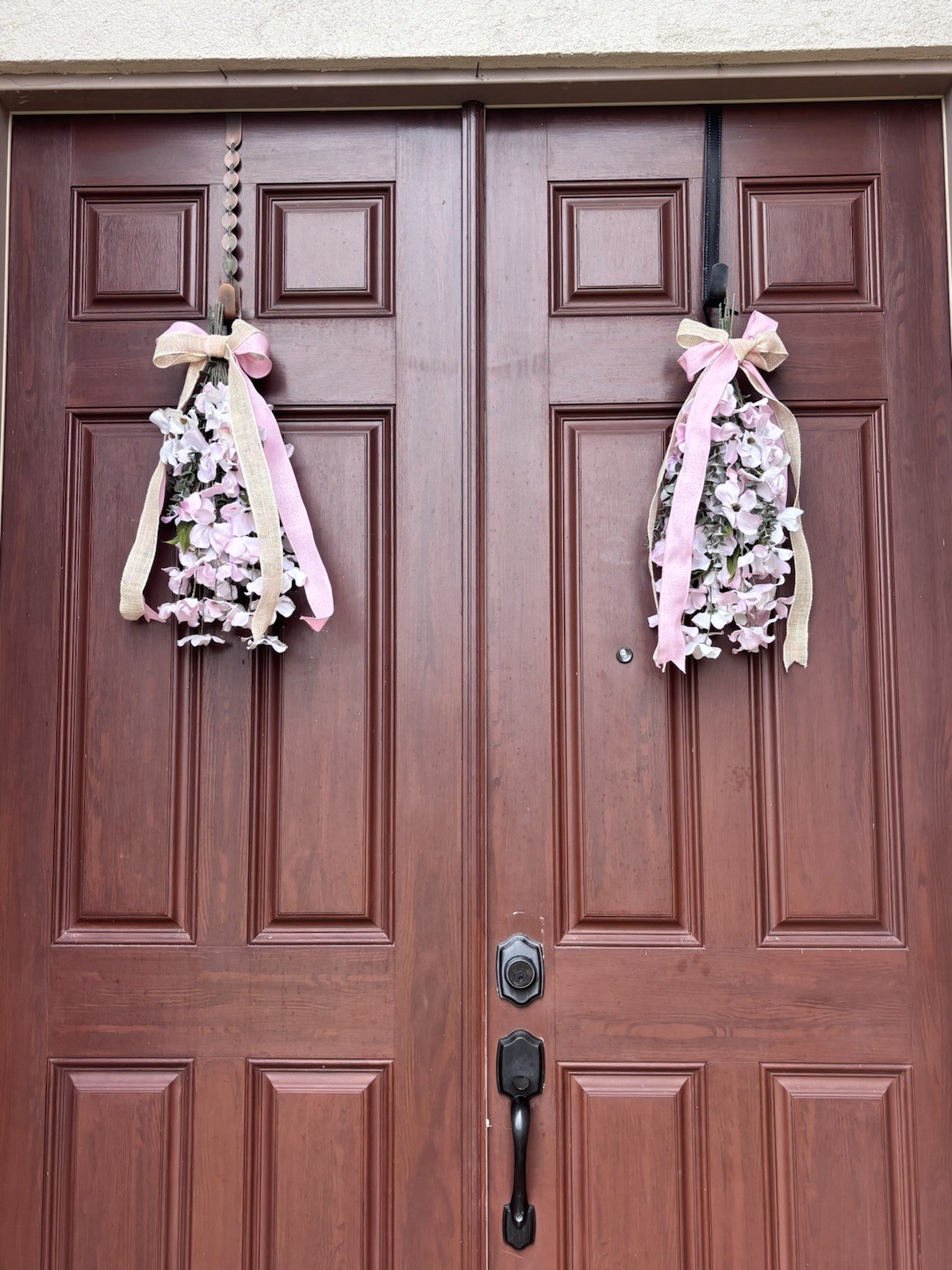 Dogwood Door Hanger