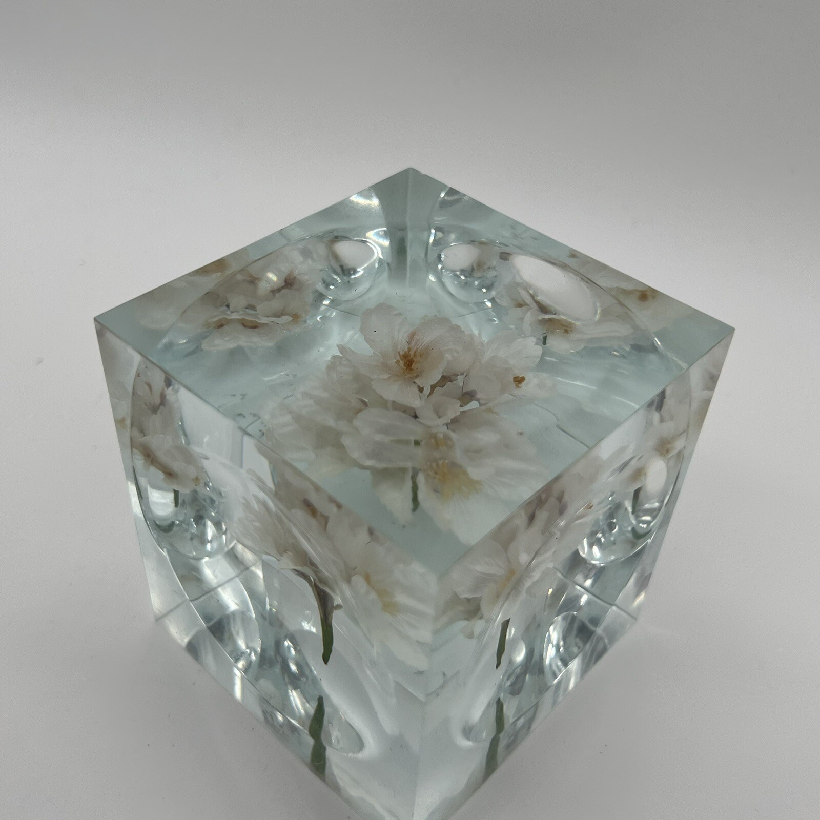 Crystal Clear Lucite Acrylic Large 3 3/4in” Sola Cube Cherry Blossom Flowers