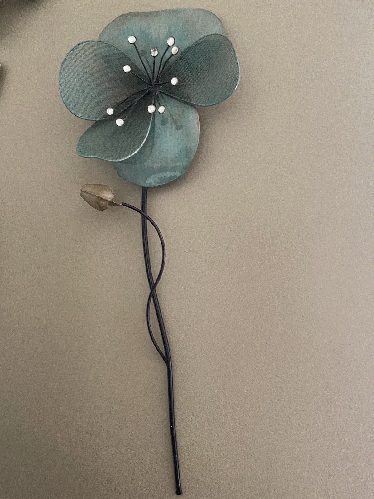 Indoor Outdoor Flower Stem with Clear stones (Light Green) 22″L x 8″W