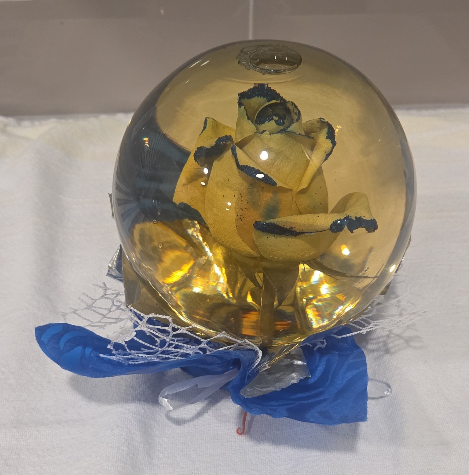 Mexiflower Rose Glass Bubble Fresh Rose Arrangement & Centerpiece, Yellow/Blue