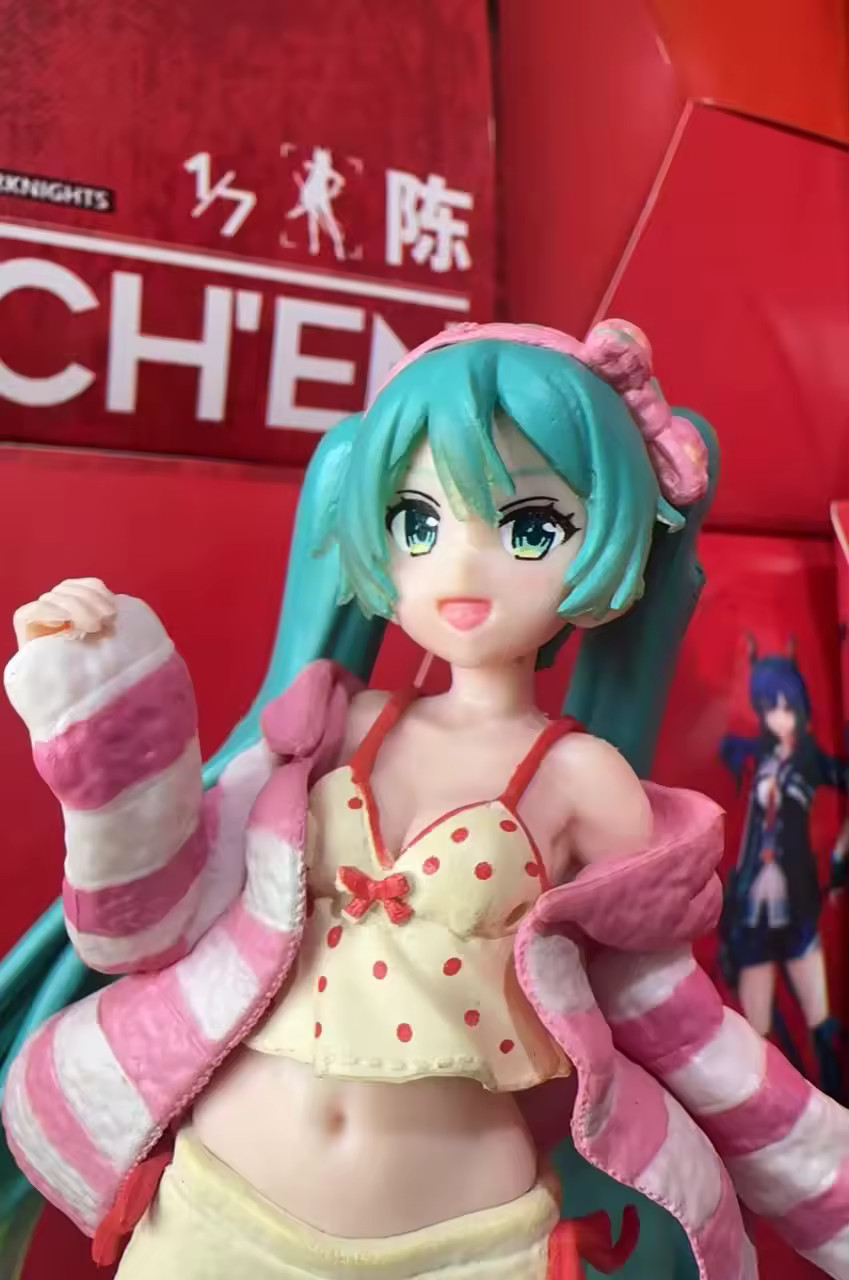 20CM Hatsune Miku Pajamas Figure Anime PVC Collectible Model Toy Gift
