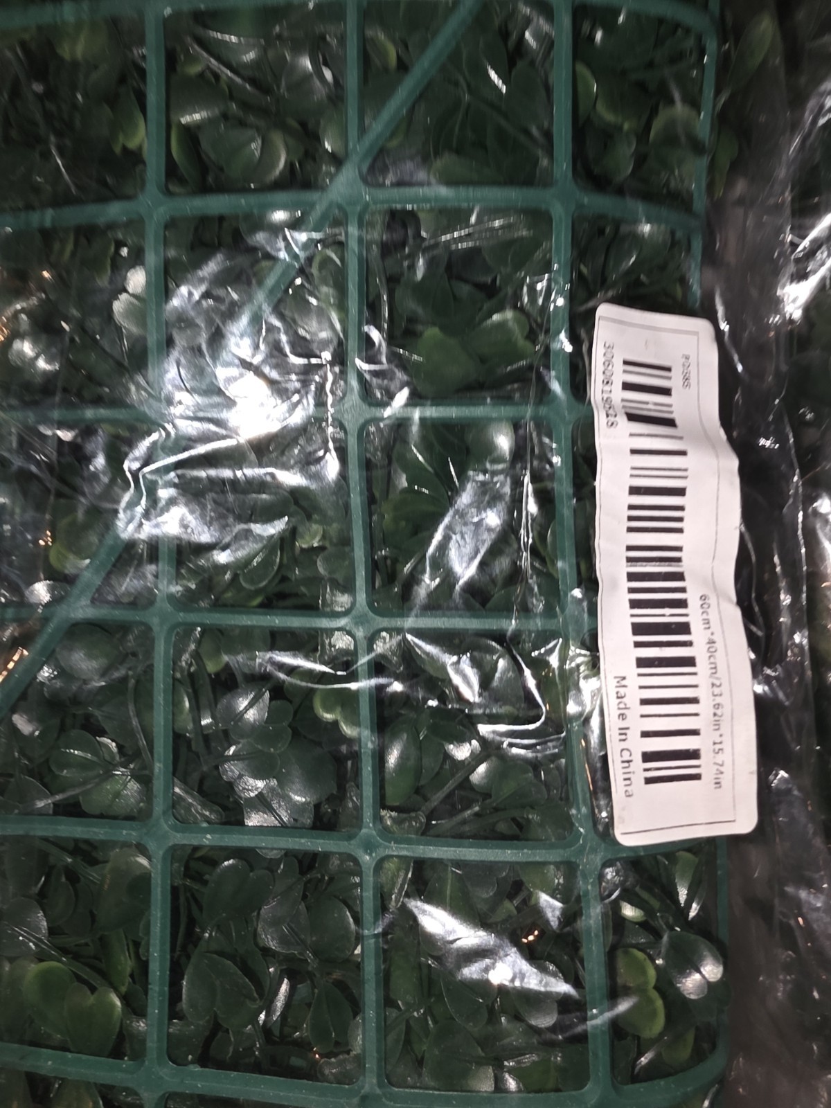 4 PIECES of faux wall mount boxwood greenery 60 cm x 40 cm, 23.62 in x 15.74 in
