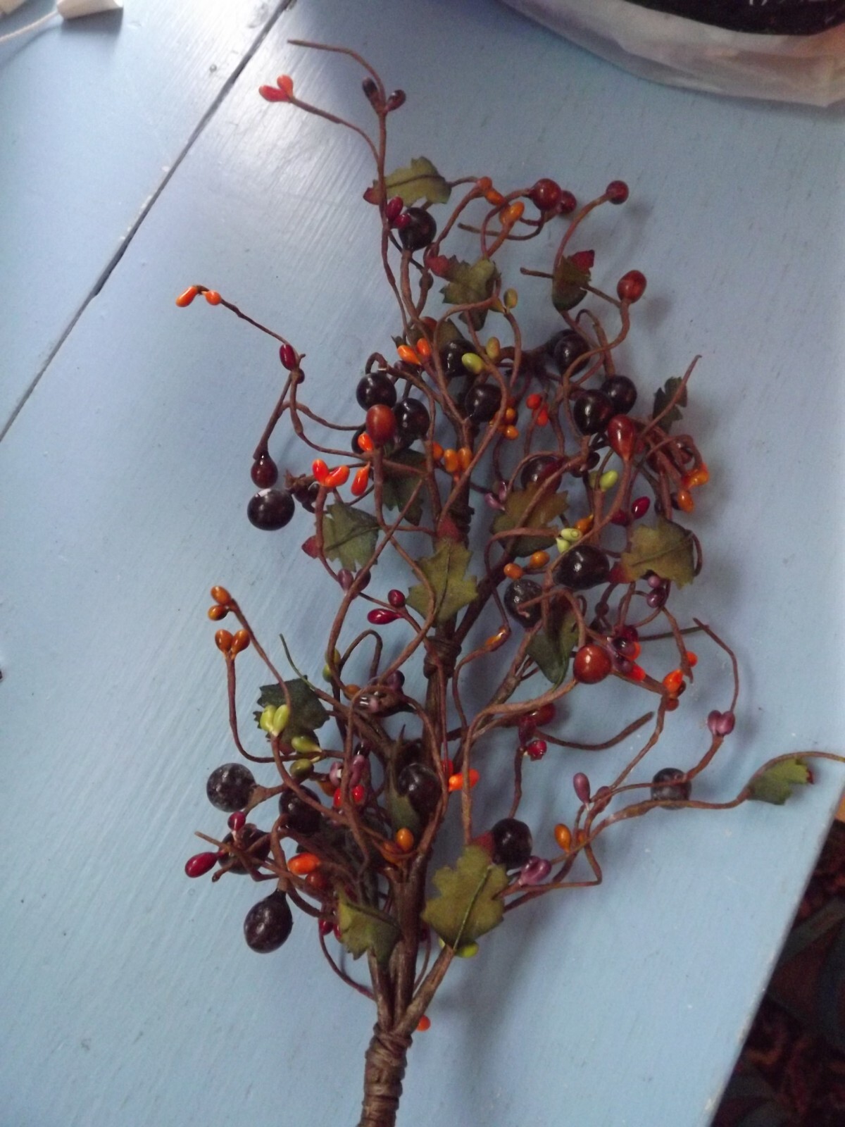 multicolor FAUX BERRY STEMS 20″ -25″ PICKS pip berries U CHOOSE COLOR