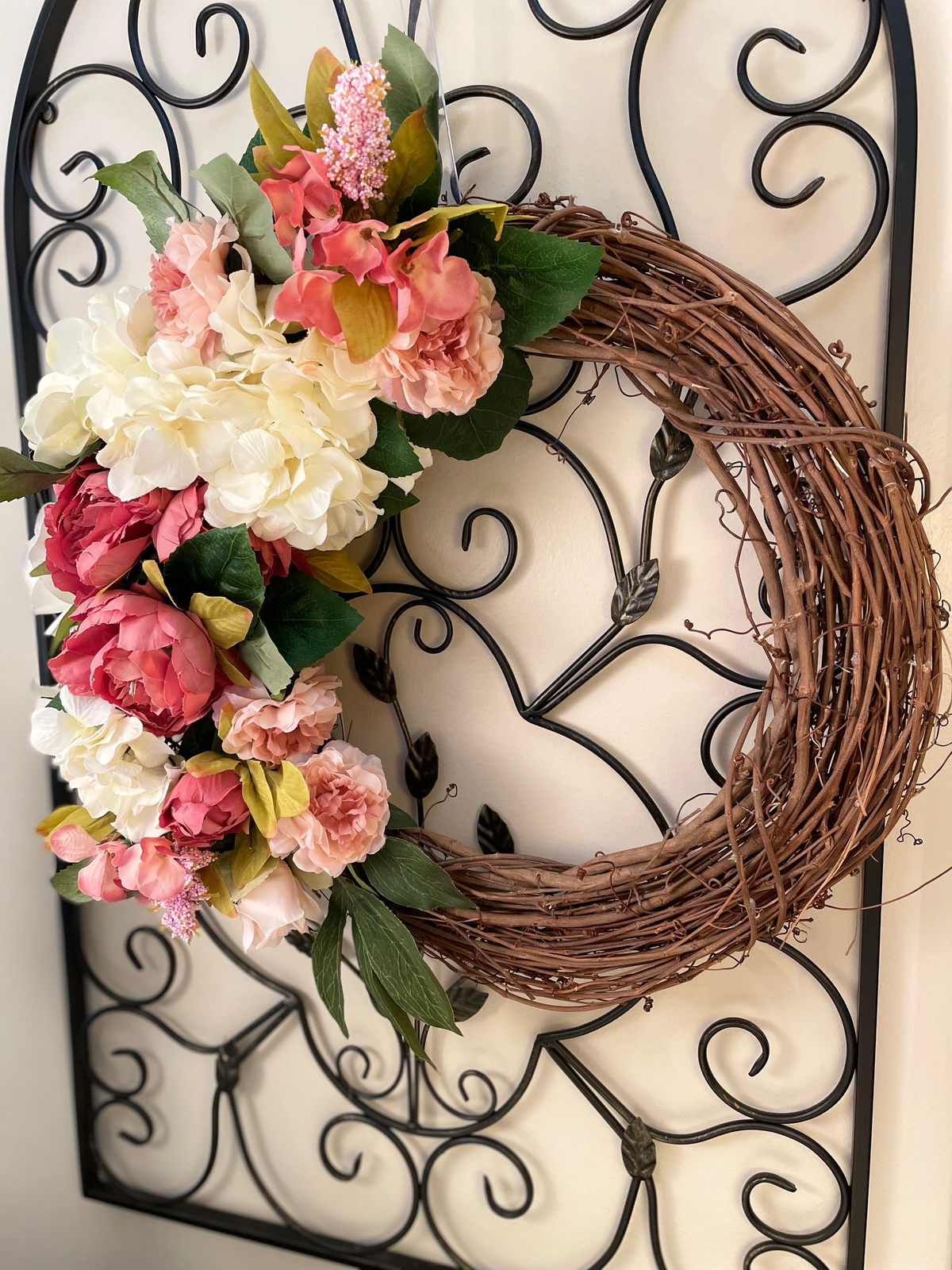 WREATH OBSESSION IN DUSTED ROSE