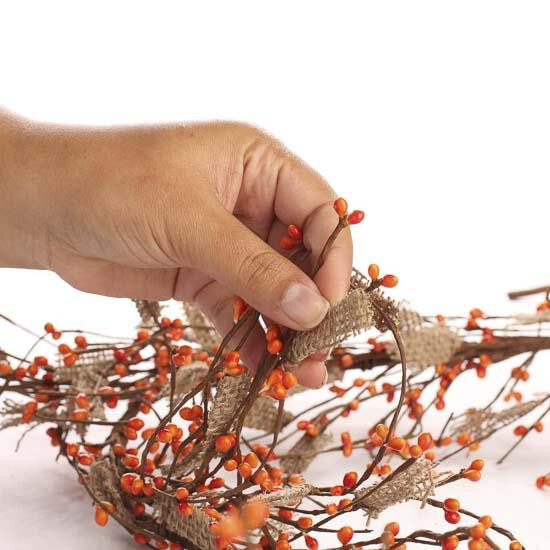 Rustic Autumn Burlap and Harvest Orange Pip Berry 57″ Garland