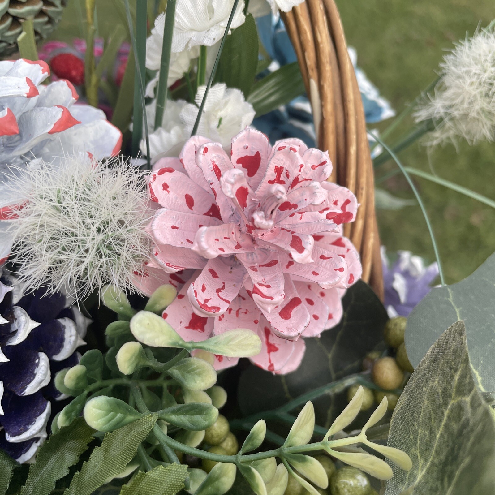 Vintage UNIQUE Pinecones as Zinnia Flowers Floral Arrangement HANDMADE❤️blt39j1