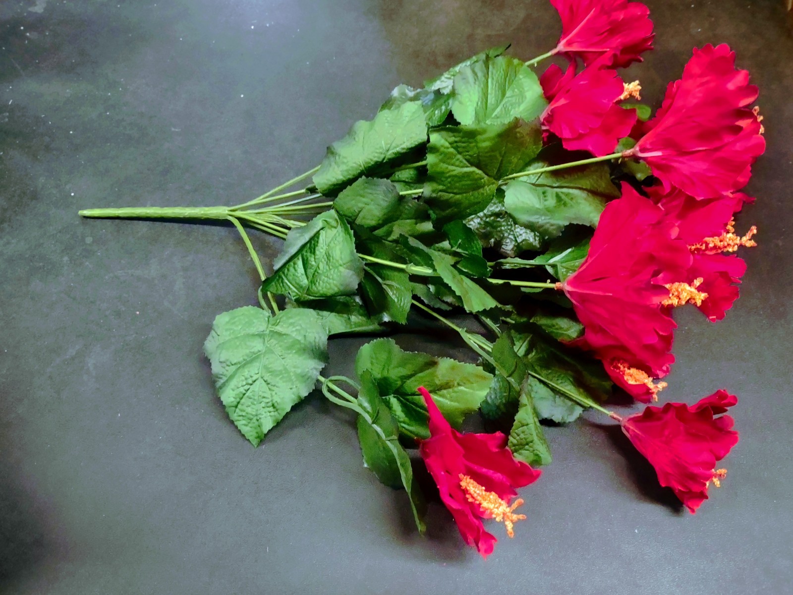 18″ Silk Hibiscus Bush, 12 Stems Red Flowers, Yellow Centers, Shiny Satin Finish