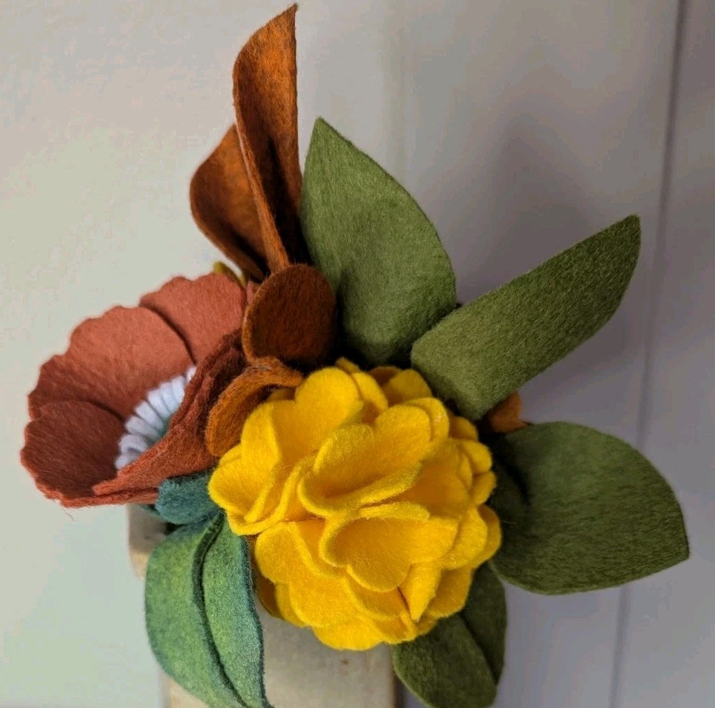 Beautiful Hand Cut Wool Blend Felt Flower Bouquet Gift Wrapped/Great Gift Idea!