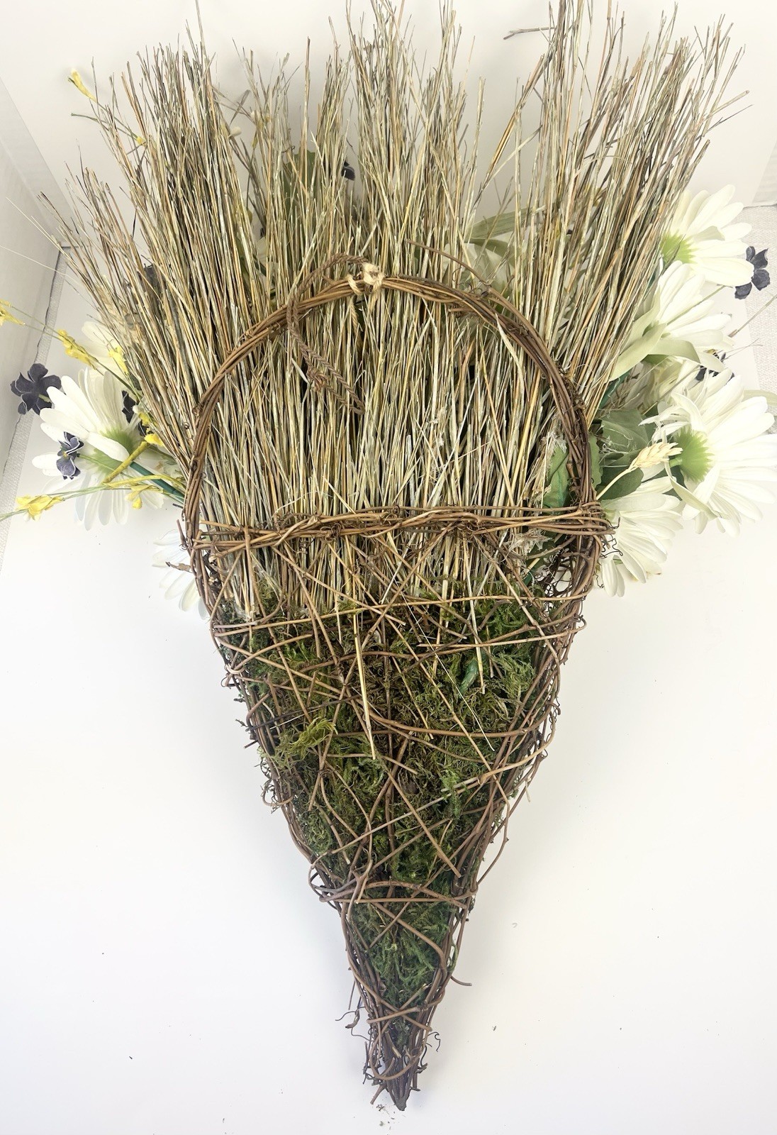 27” Daisy Wall Cone Arrangement-Rustic Twig Basket-Farmhouse Cottage Door Decor