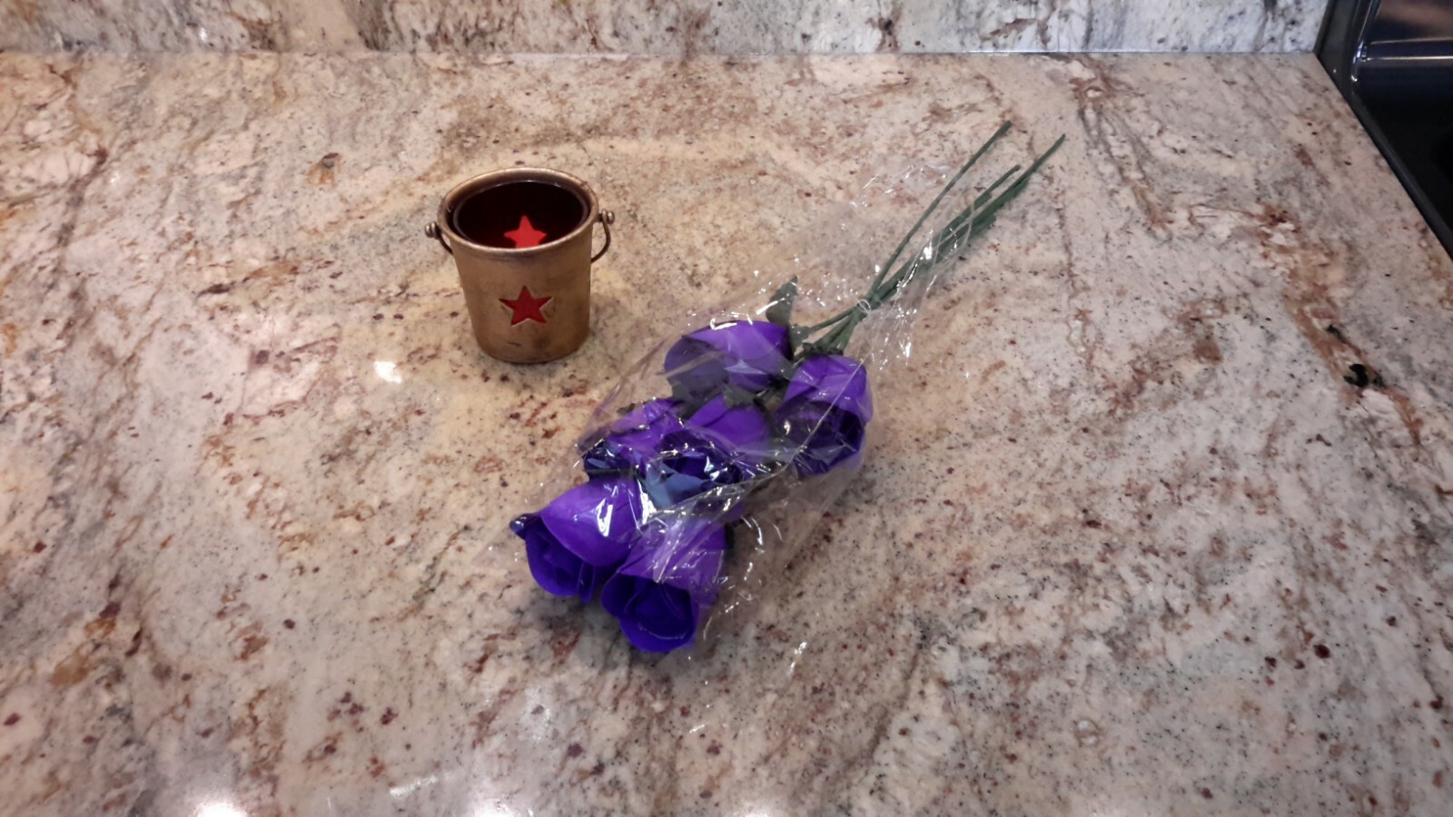 1/2 Open Wood Roses (Choose From Purple, Yellow, Lt Green & Lt Blue w/Blue Tips)