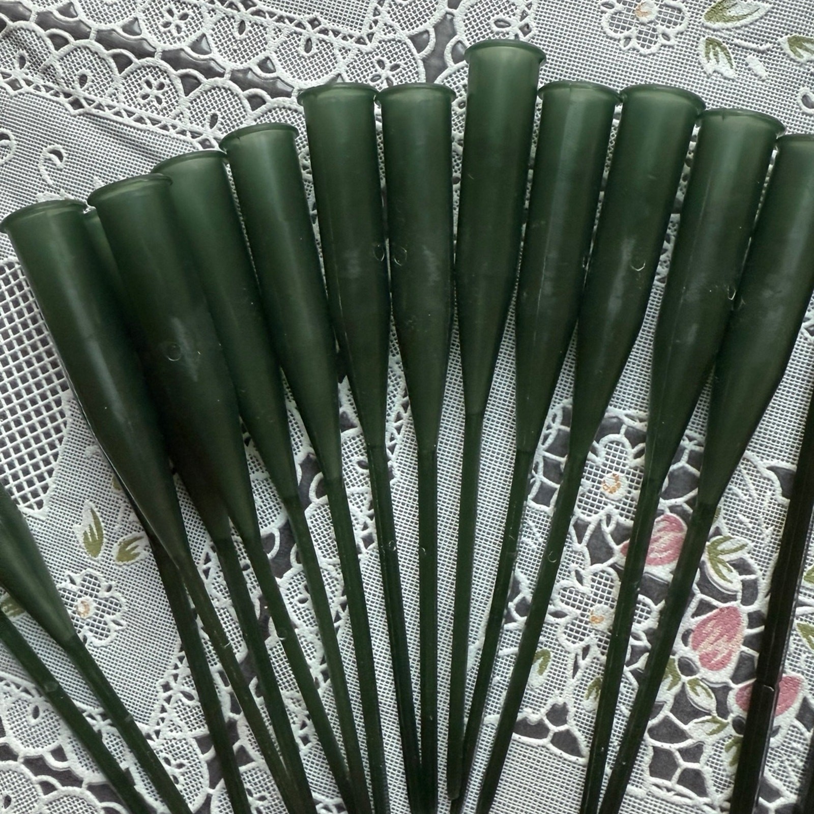 Bright Creations 30 Pack Stem Water Tubes for Floral Arrangements with Caps,