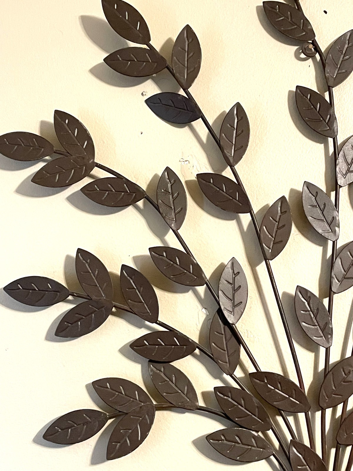 Brown Metal Tree Branch Wall Hanging Art 26″ Square Leaf Nature Decor Large