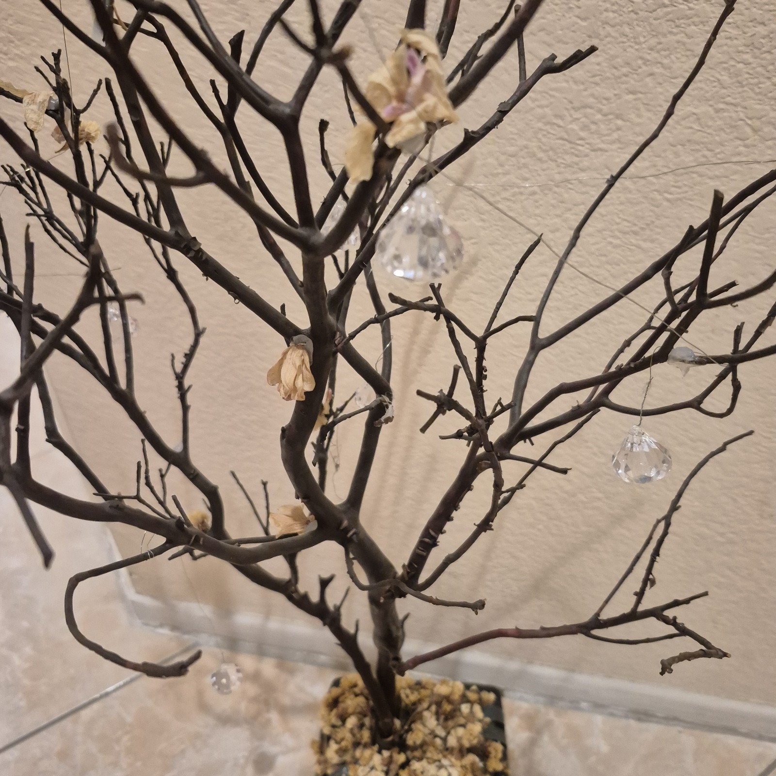 Manzanita Branch Tree Brown Stem Flower Decorative Crystal 18 Inch Centerpiece