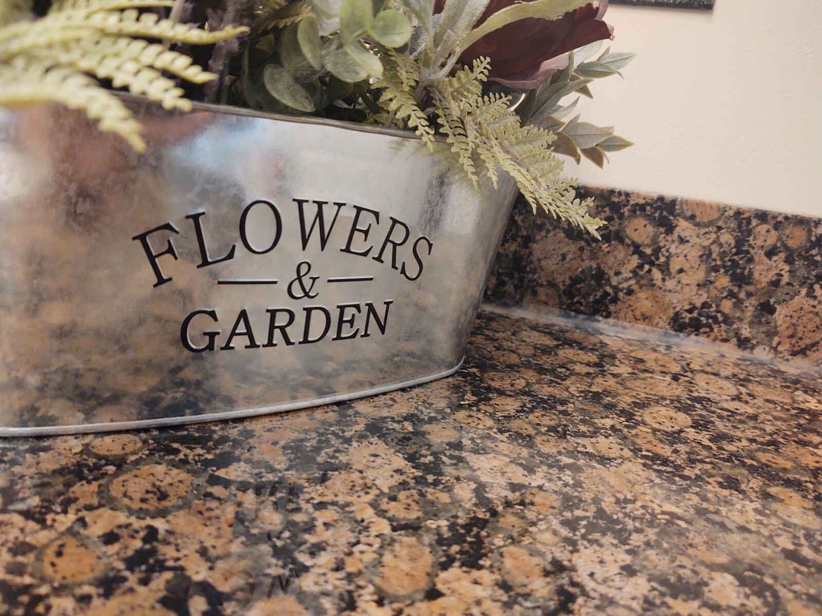 Floral Arrangement, Housewarming Gift, Flower Arrangement Wooden Box, Home Decor