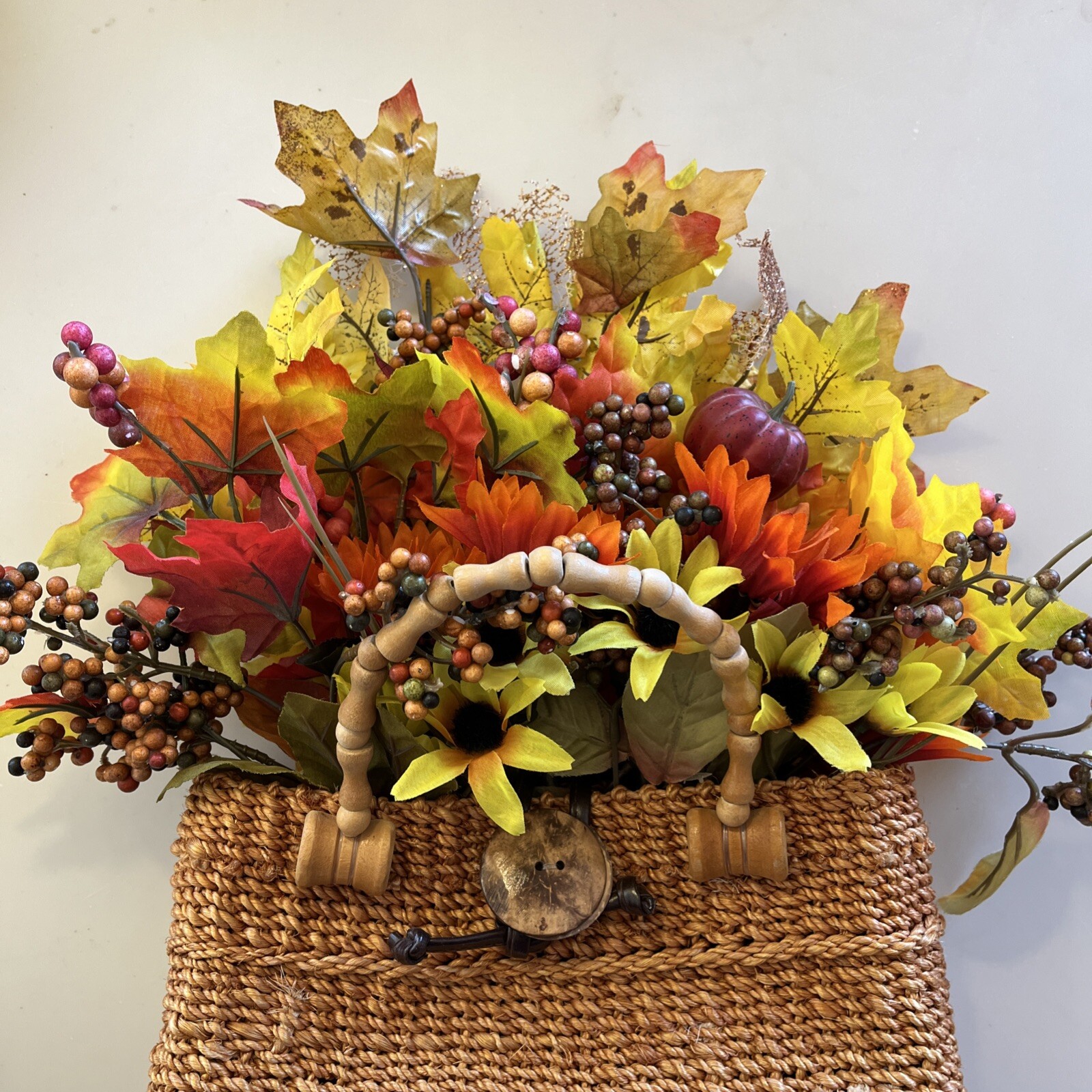 Floral Basket Arrangement SameDayHandling &FastFREE USPS
