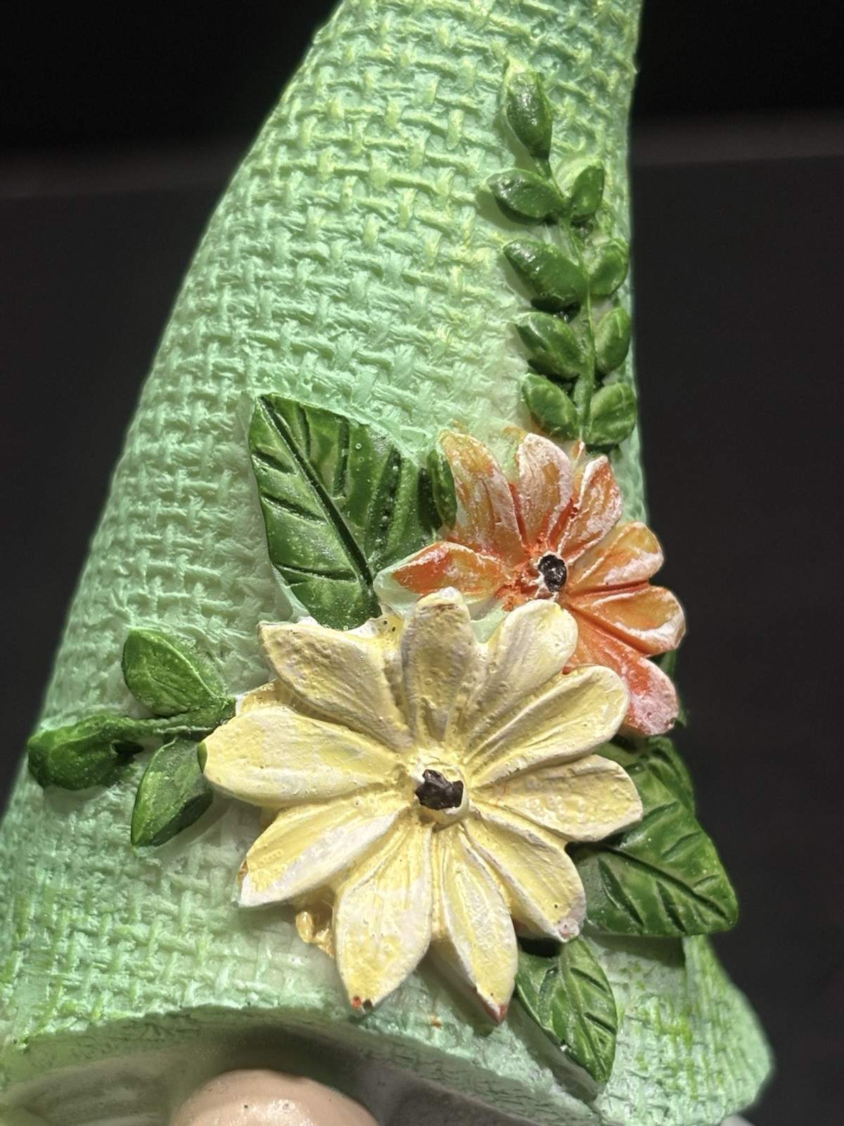 Nome Green Floral Ceramic Home Decor All Occasions Multicolor EC 6″Hx3.75″Lx3″W