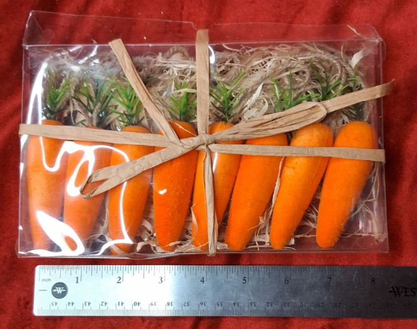 NIP Set of 8 Velvet Flocked Easter Carrots Bowl Fillers Spring Tiered Tray Decor