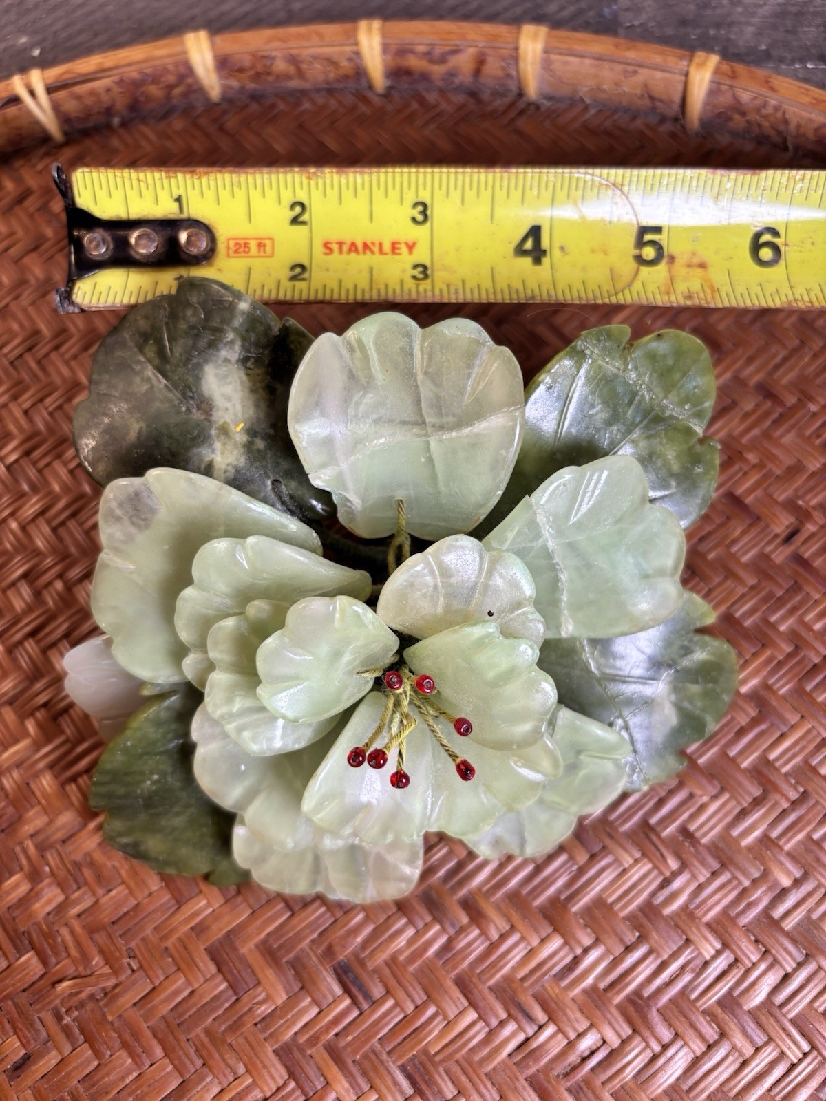 Vintage Jade carved flower