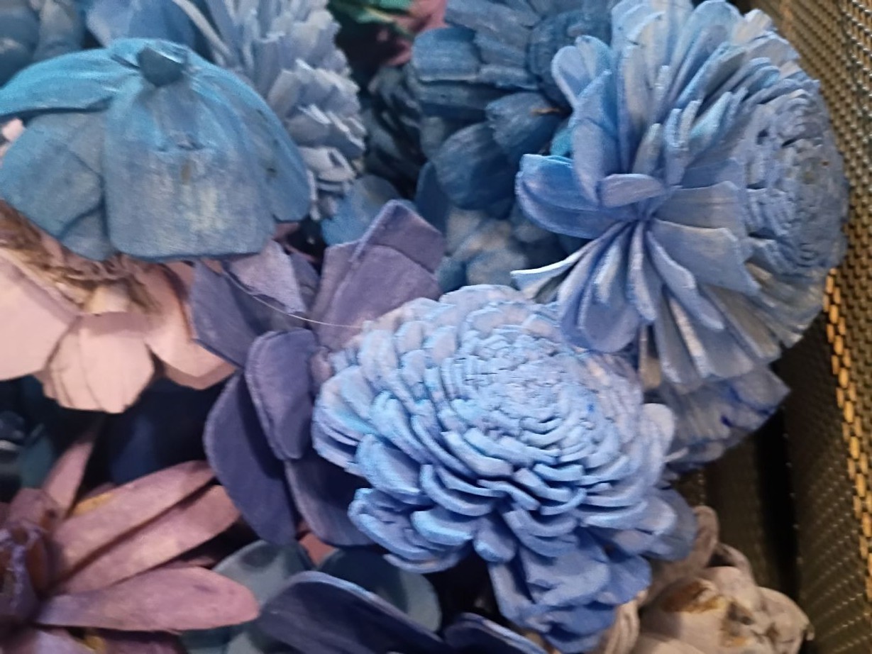 100+ Sola Wood Flowers Multiple Colors Sizes Shapes Styles 1 1/4- 4″ Loose Lot