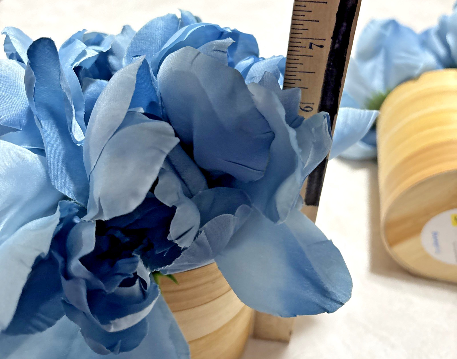 Set of 4 True Living Artificial Blue & White Flowers Decorations, NWT