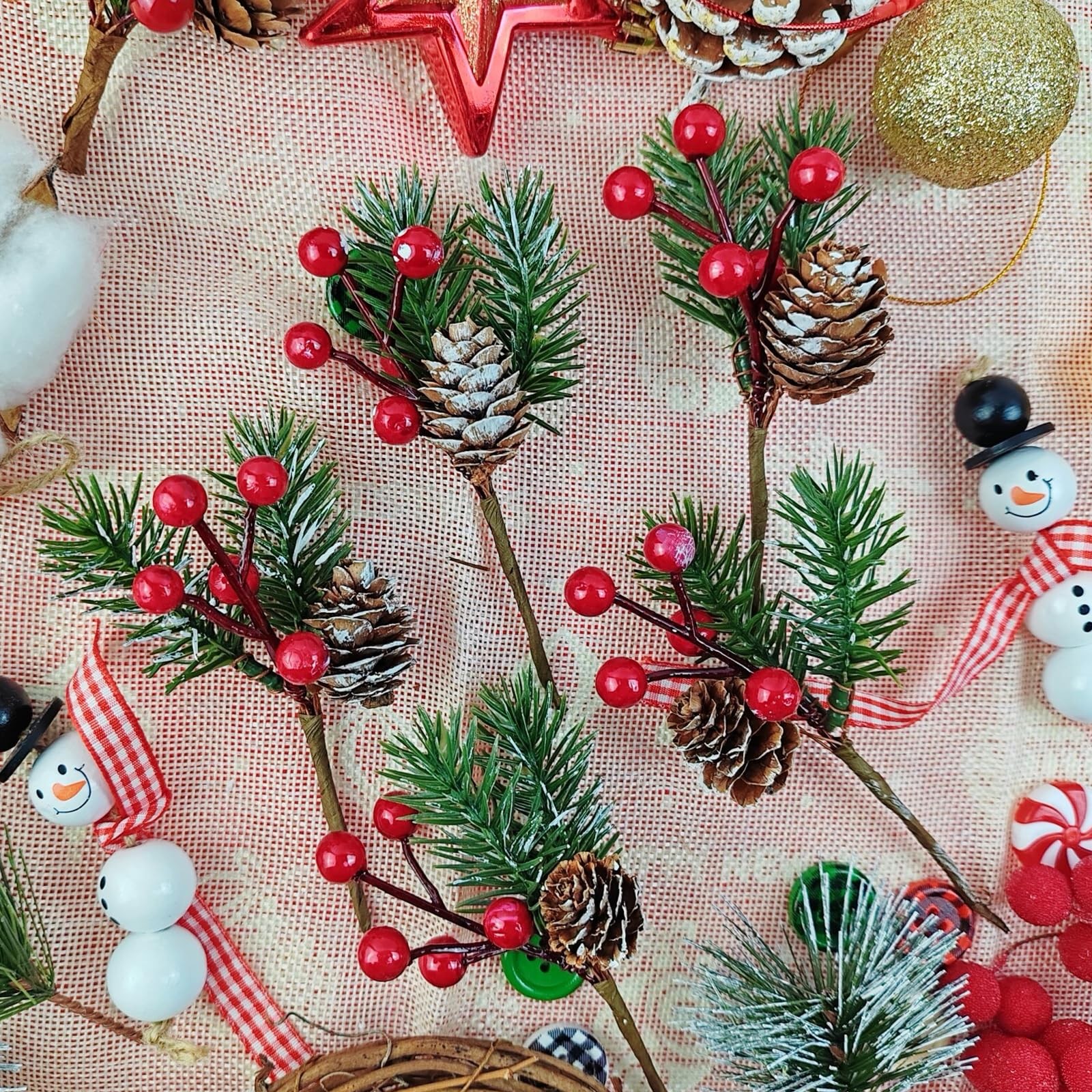 20PCS 4.5inch Red Berry Stems Pine Branches Evergreen Berries Décor Artificia…